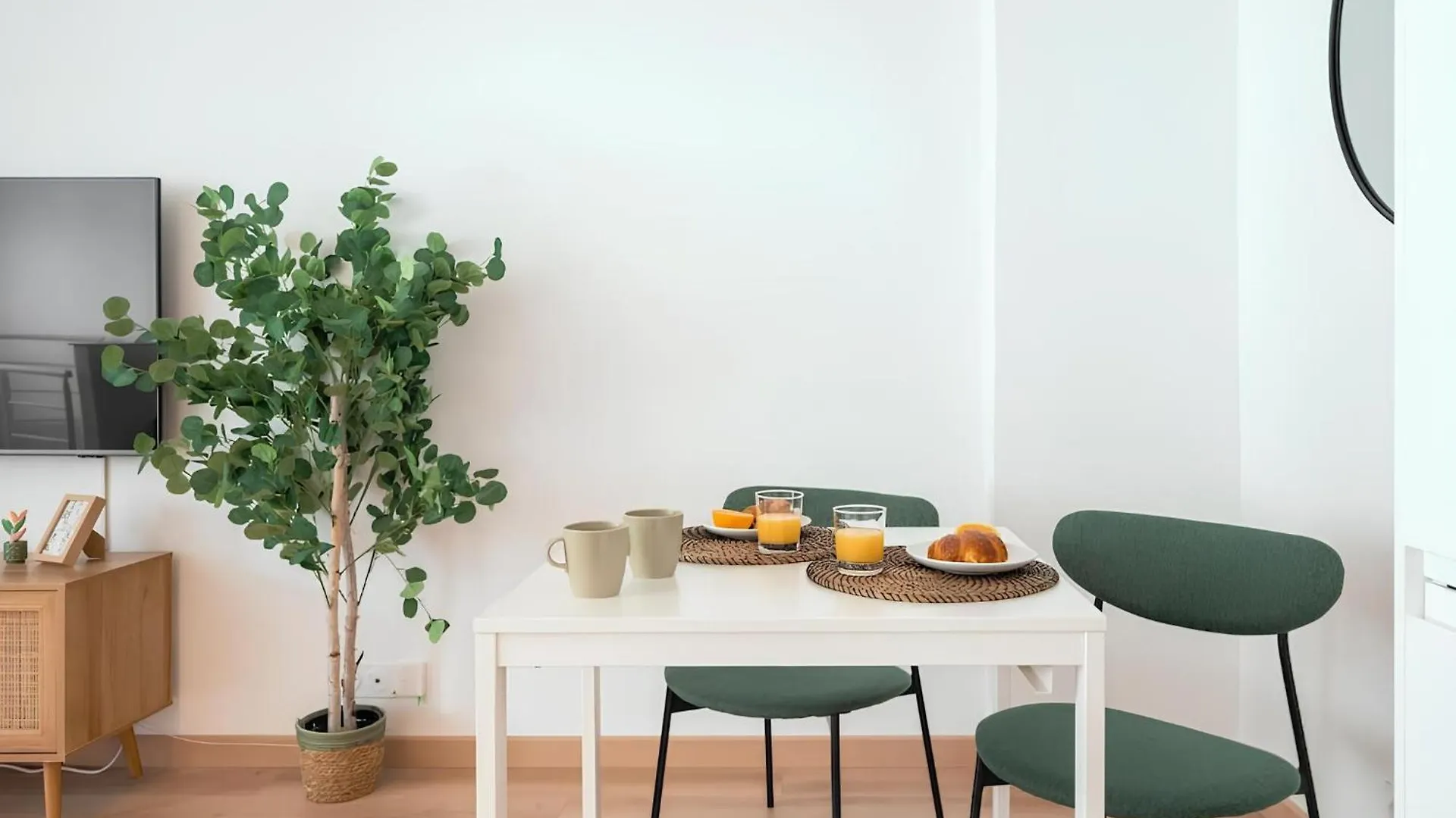 מנטון Cozy Appartement Plein Centre, Proche Gare/Plage דירה