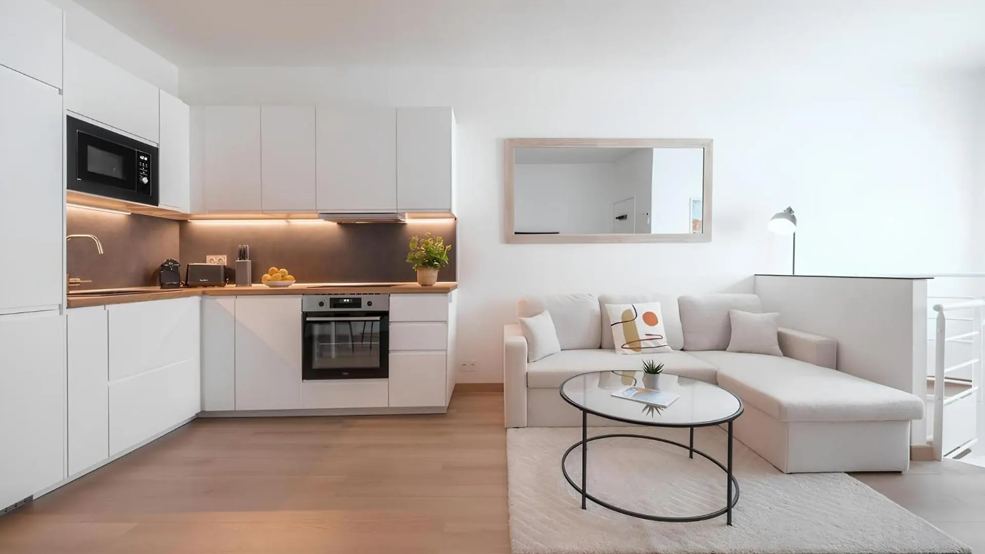Cozy Appartement Plein Centre, Proche Gare/Plage Menton France